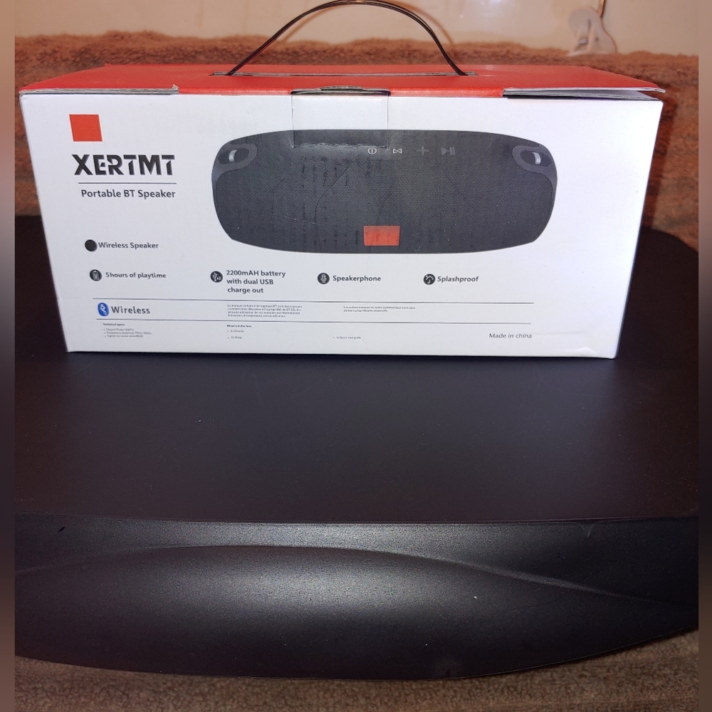 Bluetooth Speaker Portable - Blue with Shoulder Strap - Picture 4 of 10